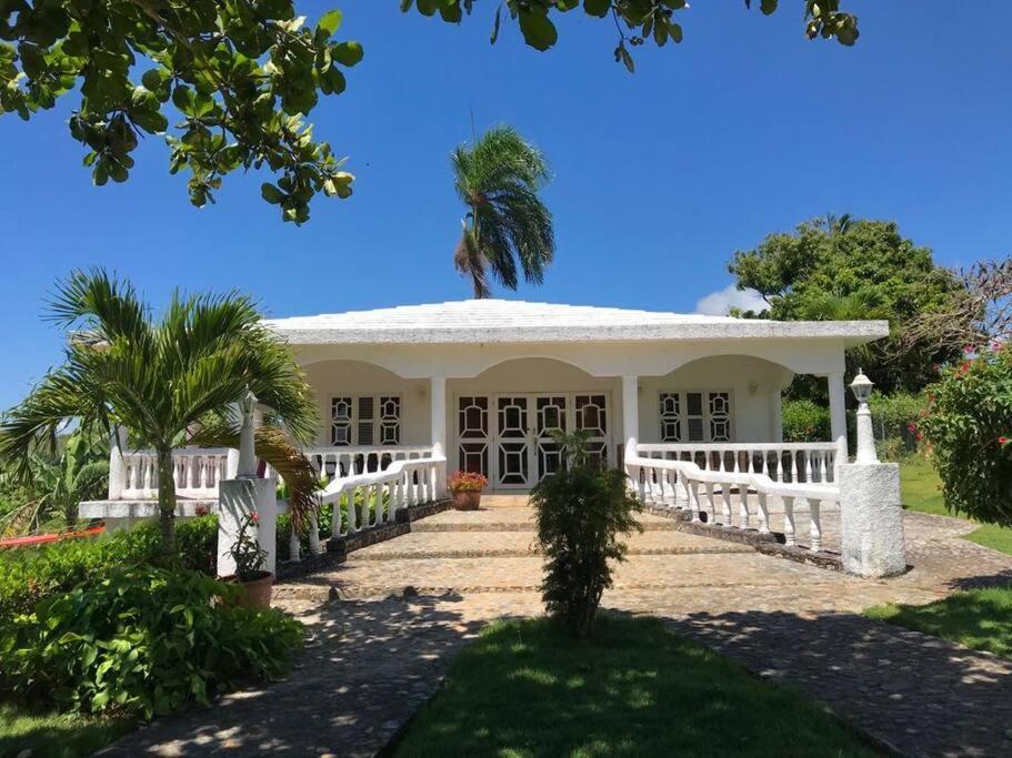 Casa Blanca Samana - لاس غاليراس المظهر الخارجي الصورة